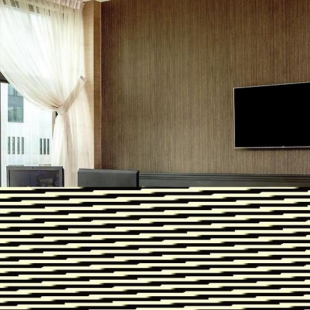 Doubletree By Hilton Youngstown Downtown Екстериор снимка