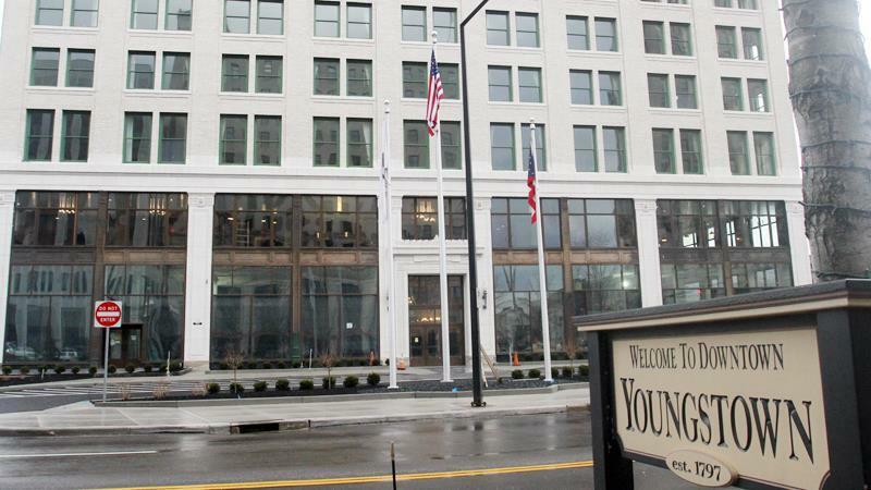 Doubletree By Hilton Youngstown Downtown Екстериор снимка